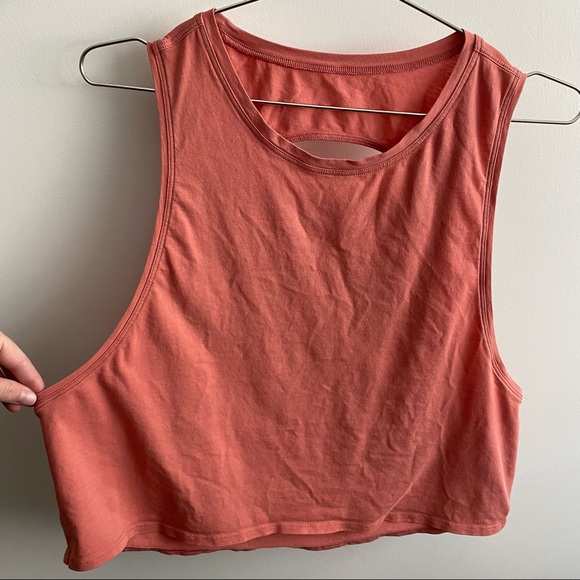 lululemon athletica Tops - Lululemon cropped tank top